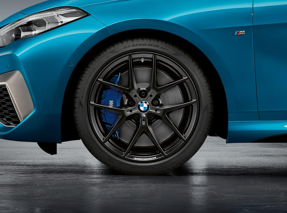 BMW WINTERWIELSET 18” M PERFORMANCE Y-SPAAK 554M
