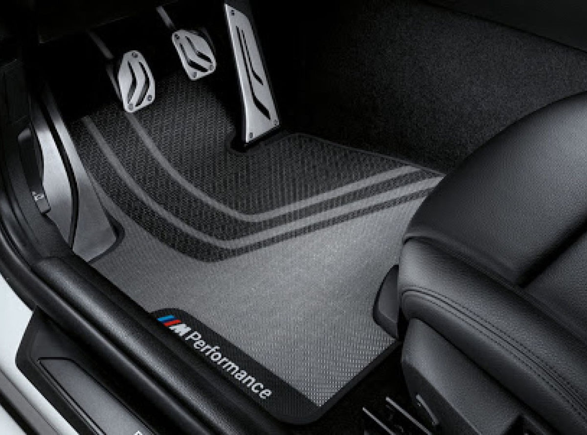BMW 1 Serie M Performance automatten voorzijde met M Performance-logo
