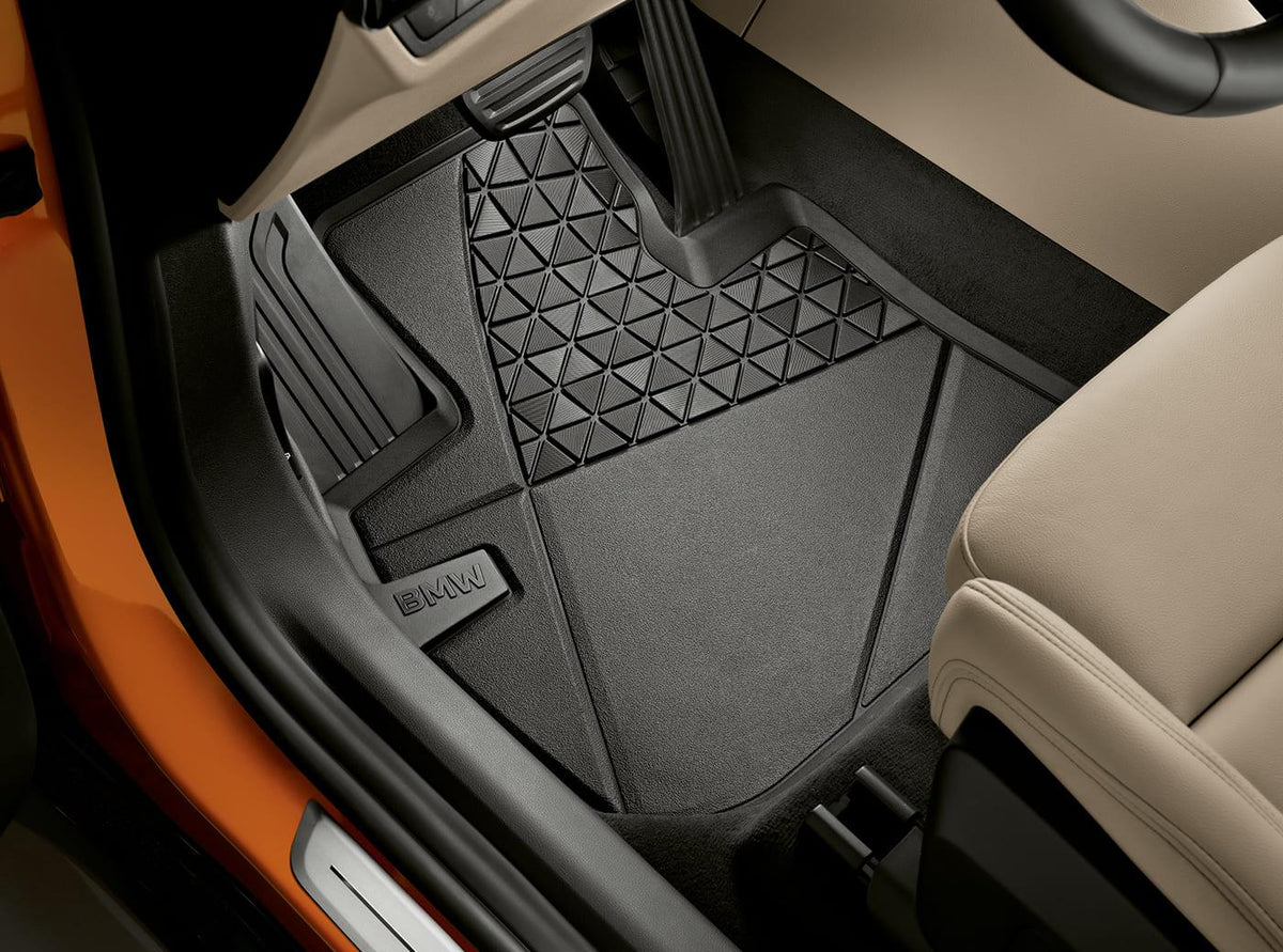 BMW allweather (rubberen) vloermattenset voor - BMW iX1 en IX2 - Van Poelgeest BMW & MINI
