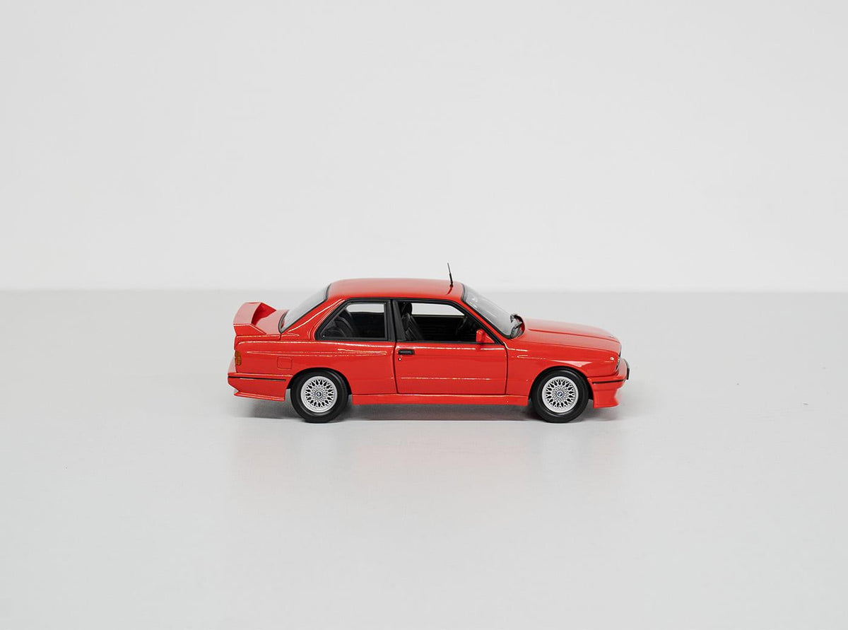 BMW M3 E30 Miniatuur 1:18