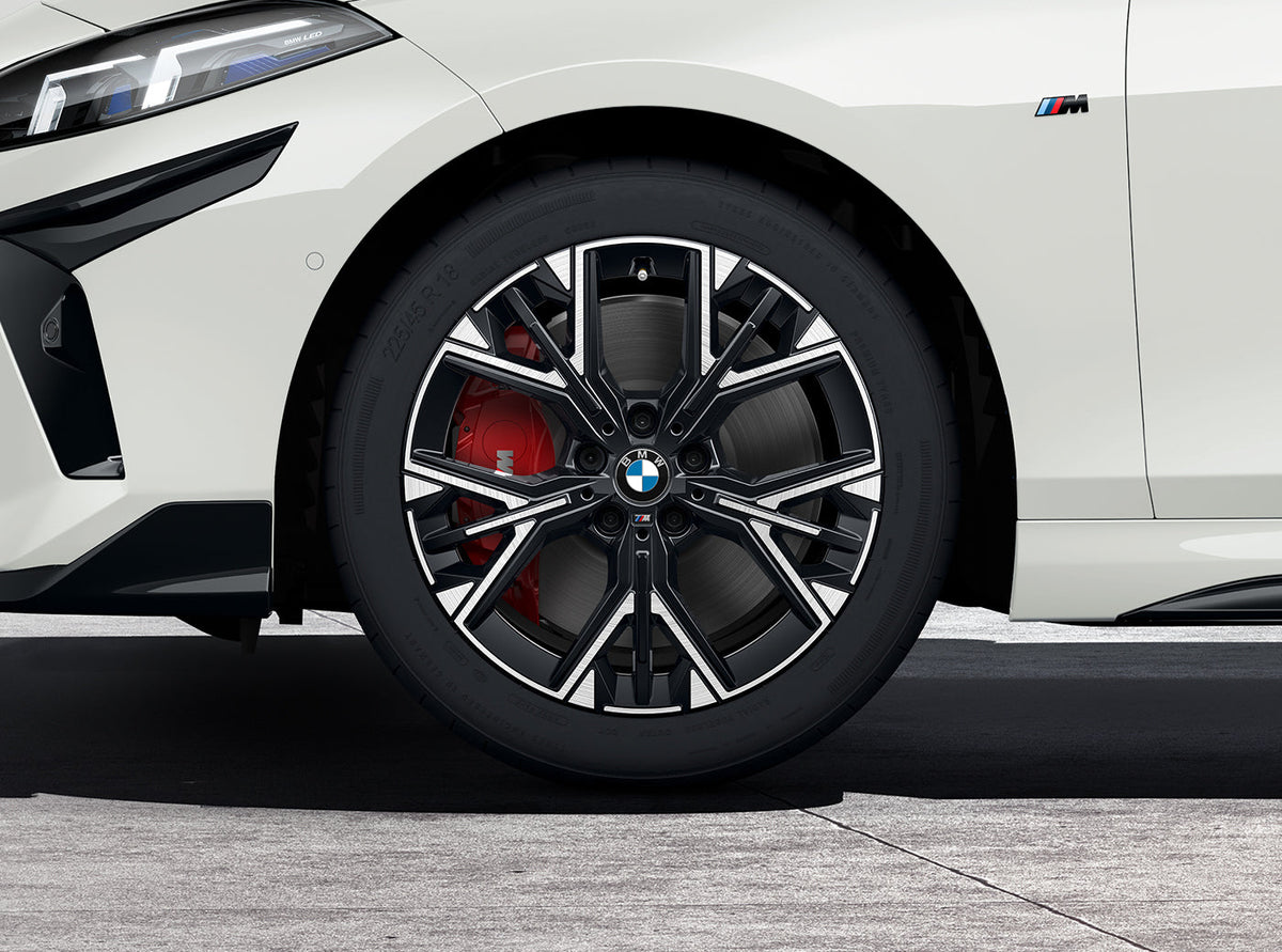 Zomerwielset 18” Y-spaak 975M in Midnight Grey voor BMW 1 Serie en 2 Serie Gran Coupé