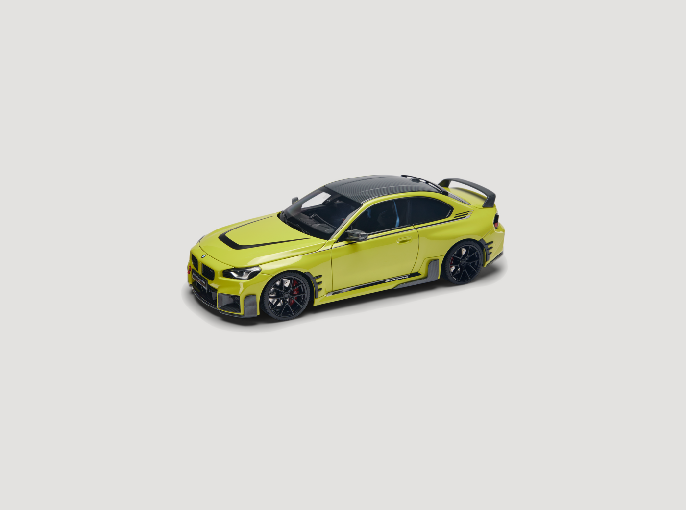 BMW M2 Miniatuur 1:18 (geel)