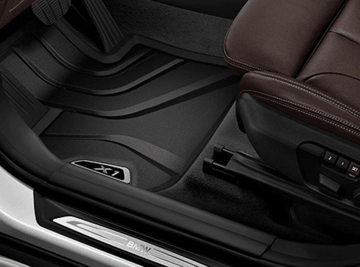 BMW X1 F48 rubber automatten voorzijde Logo Zilver