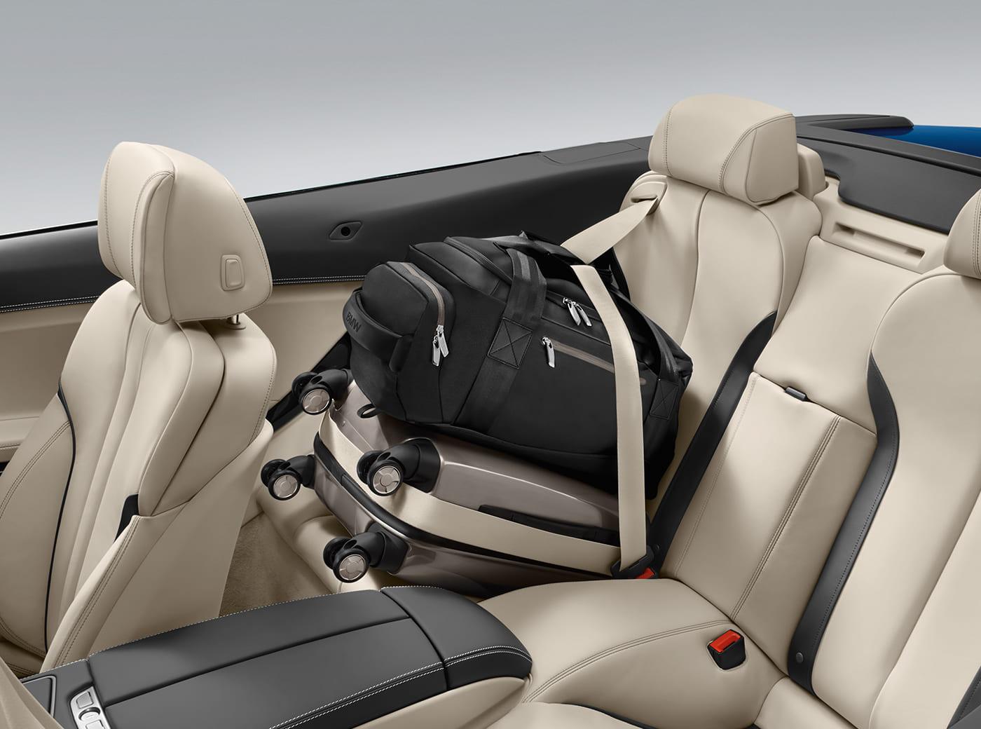 BMW Trolley met Reistas