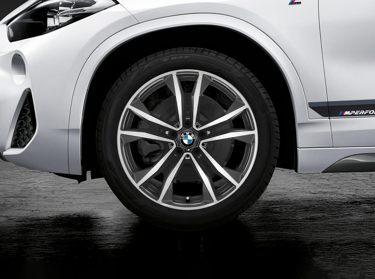 Zomerwielset 19” M Dubbelspaak 715M - Van Poelgeest BMW & MINI